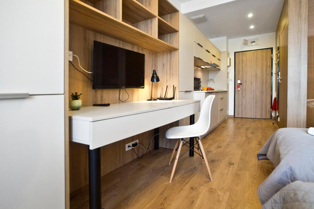 Wolska Residence Serviced Apartments Varşova Dış mekan fotoğraf