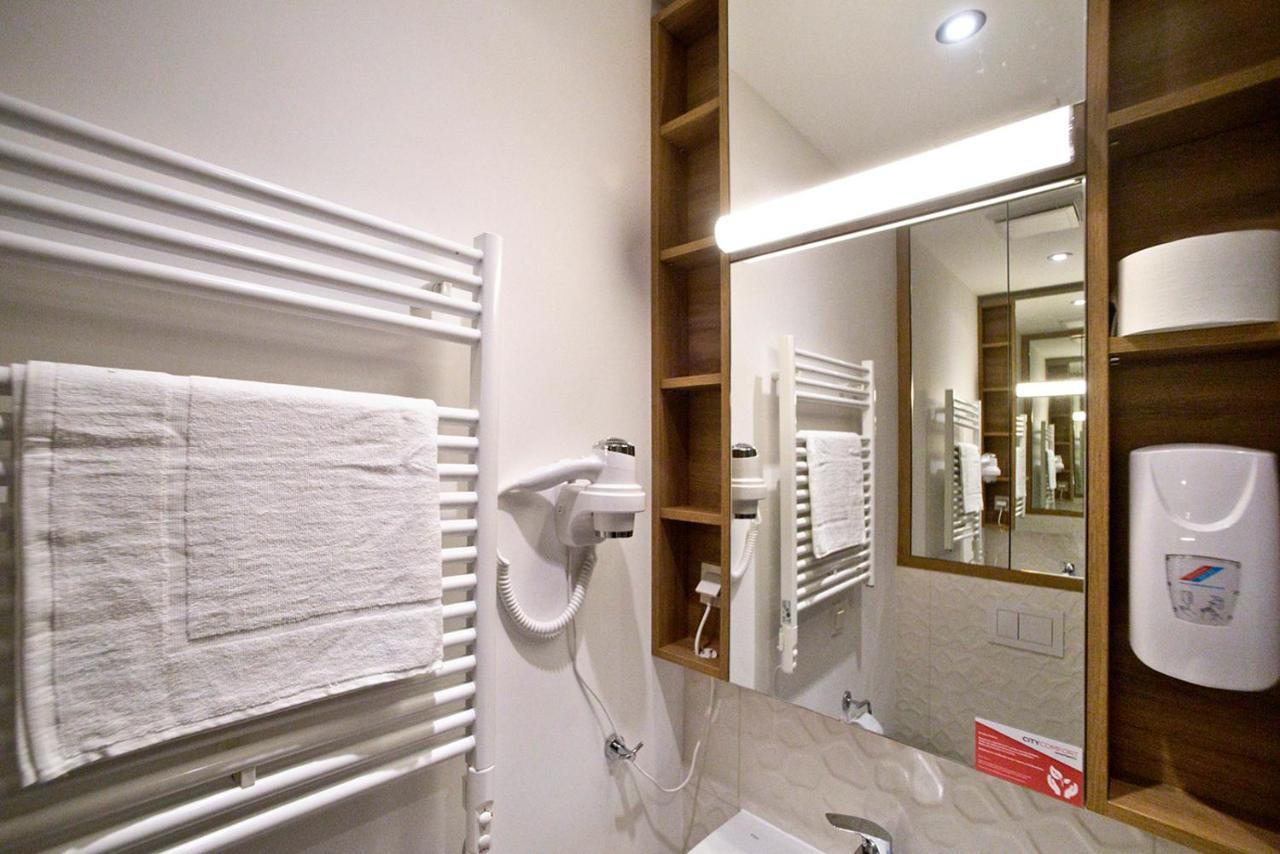 Wolska Residence Serviced Apartments Varşova Dış mekan fotoğraf